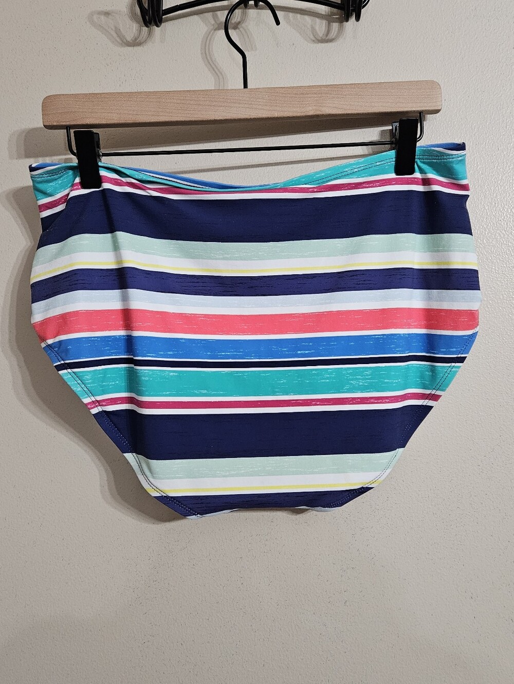 24 & Ocean Striped Ruched Side Bikini Bottoms - Multicolor Large Nwt - Picture 3 of 4